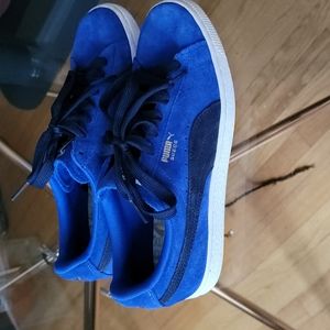 Blue suede pumas